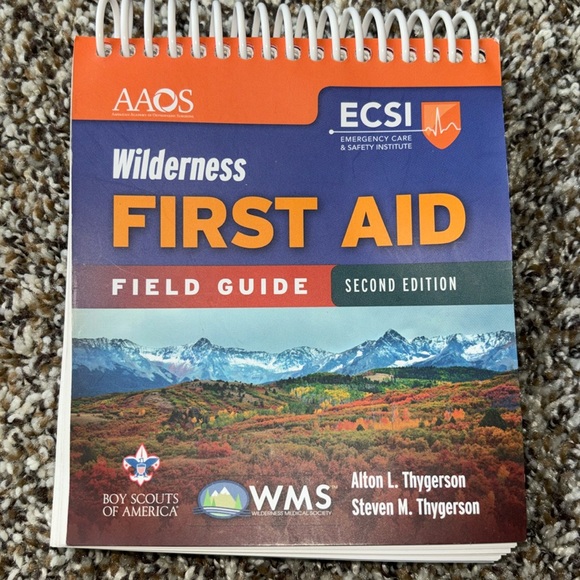 Other Wilderness First Aid Field Guide Aaos Ecsi Wms Boy Scouts